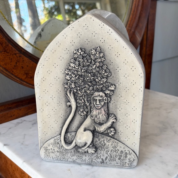 RESERVED msyentl11 Vintage Repro Unicorn & Lion Gray Stone Bookends from 15th c. - Picture 7 of 11